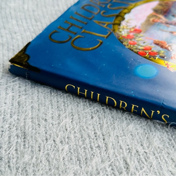 Children’s Classics Keepsake Collection Large Hardcover Book - Picture 2 of 16